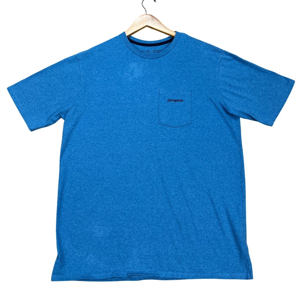 Patagonia T-Shirt Men Medium Blue Heathered Short Sleeve Pocket Responsibili-Tee